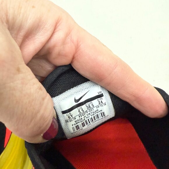 Nike Air Max 270 Embroidered Just Do It Sneakers Shoes AV4076-001 Boys Youth 6Y - Picture 5 of 8